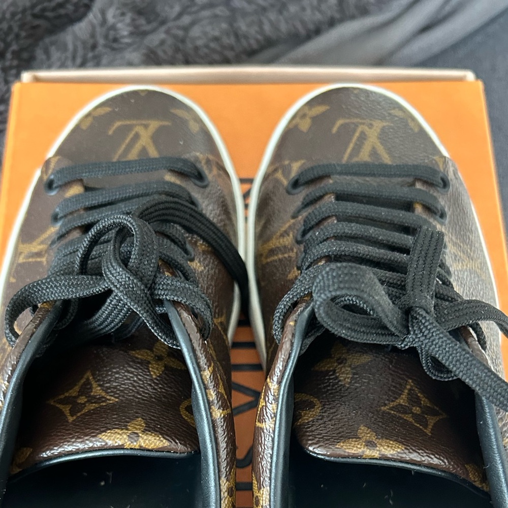 Front row Louis Vuitton sneaker